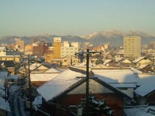雪の朝