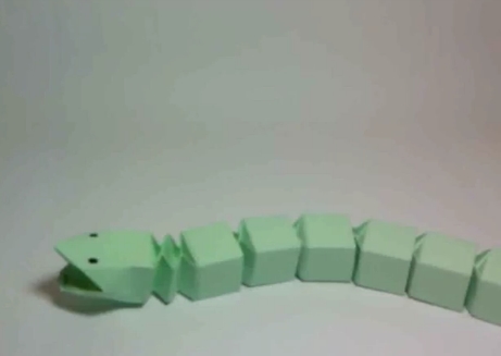 折り紙の蛇の折り方と折る方法の映像 オリガミ