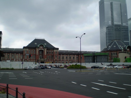 TokyoStation01m.jpg