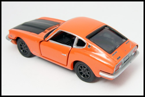 TOMICA_LIMITED_NISSAN_FAIRLADY_Z_432_051.jpg