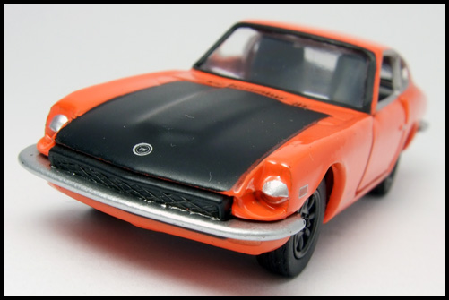 TOMICA_LIMITED_NISSAN_FAIRLADY_Z_432_051_11.jpg