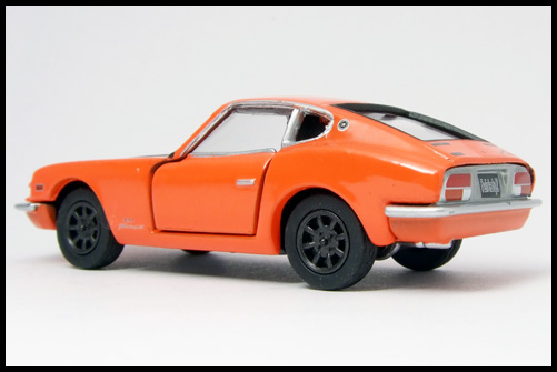 TOMICA_LIMITED_NISSAN_FAIRLADY_Z_432_051_3.jpg