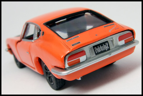 TOMICA_LIMITED_NISSAN_FAIRLADY_Z_432_051_5.jpg