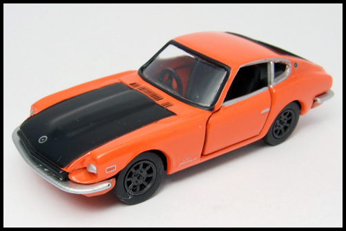 TOMICA_LIMITED_NISSAN_FAIRLADY_Z_432_051_7.jpg