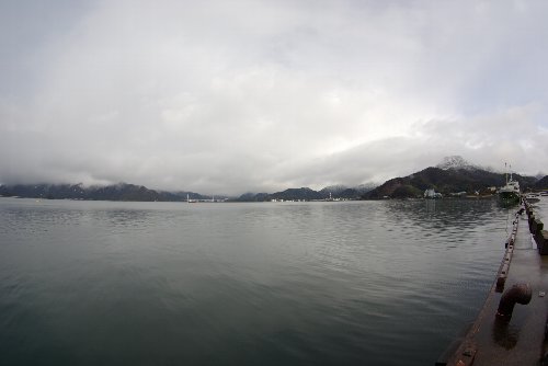 雪雲と愛宕山と舞鶴湾