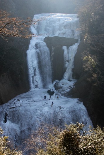 新観瀑台からの氷爆