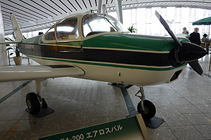 FA-200 エアロスバル