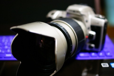 単焦点レンズ購入！ DT35mm F1.8 SAM ：雪明りの光合成。